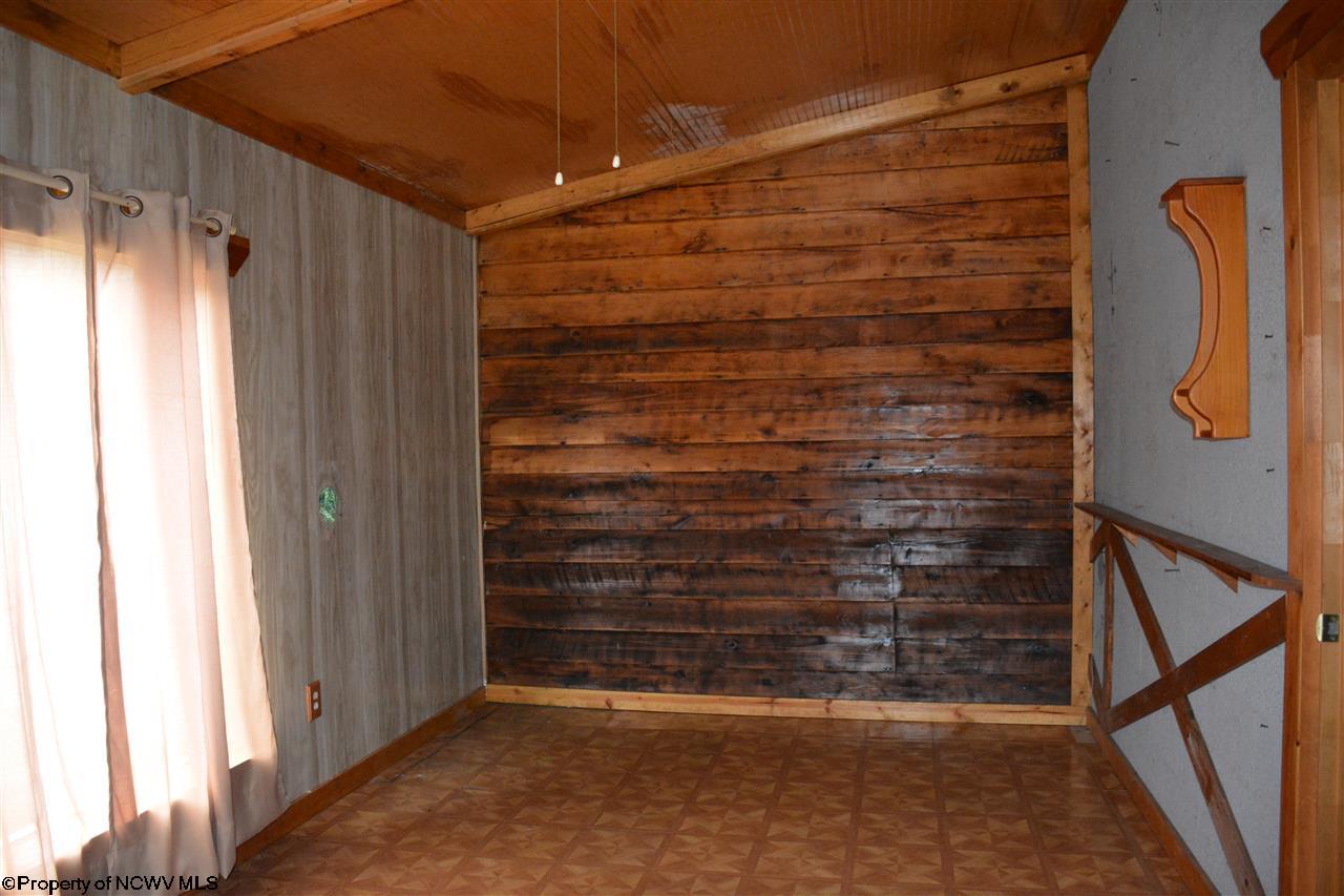 9552 Ivydale Road Ivydale, WV 25113 - Photo 5 of 16 Gallery Image 5