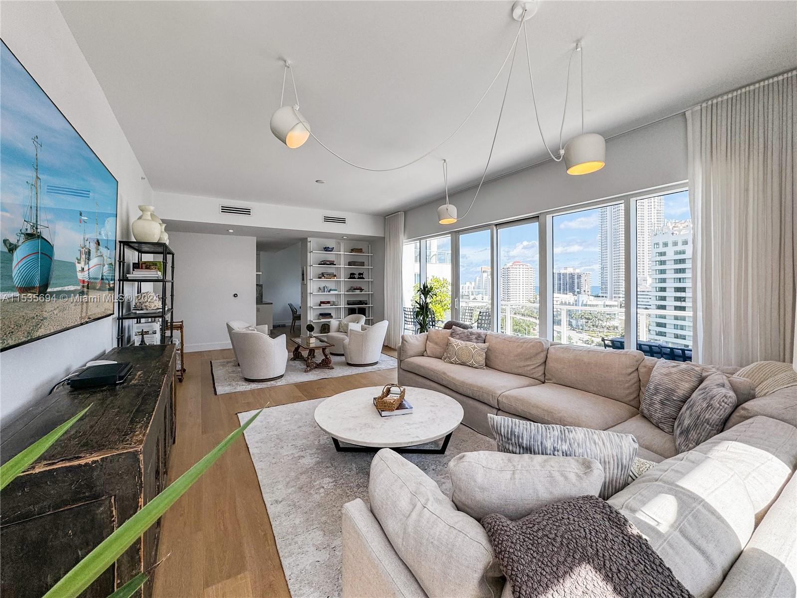 6103 Aqua Ave Unit 1004