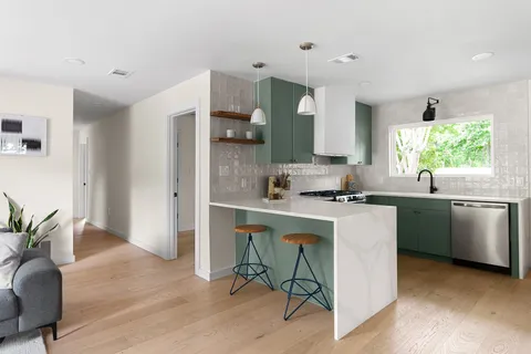 $625,000 | 2105 Brunswick Drive, Austin, TX 78723