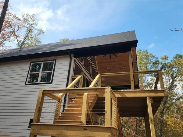 a street sign sitting on top of a wooden floor