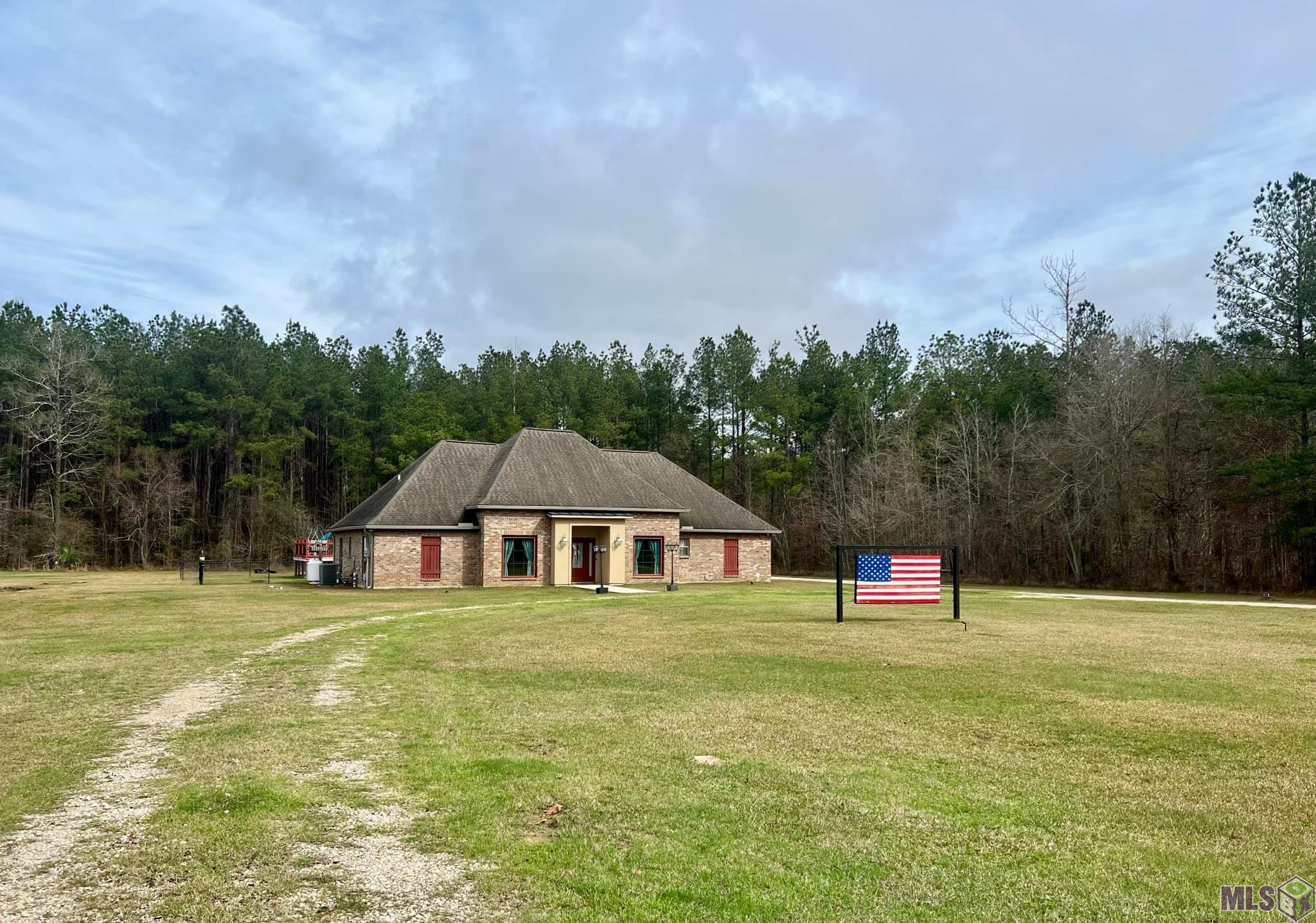 34420 Weiss Road Walker, LA 70785 - Photo 2 of 37