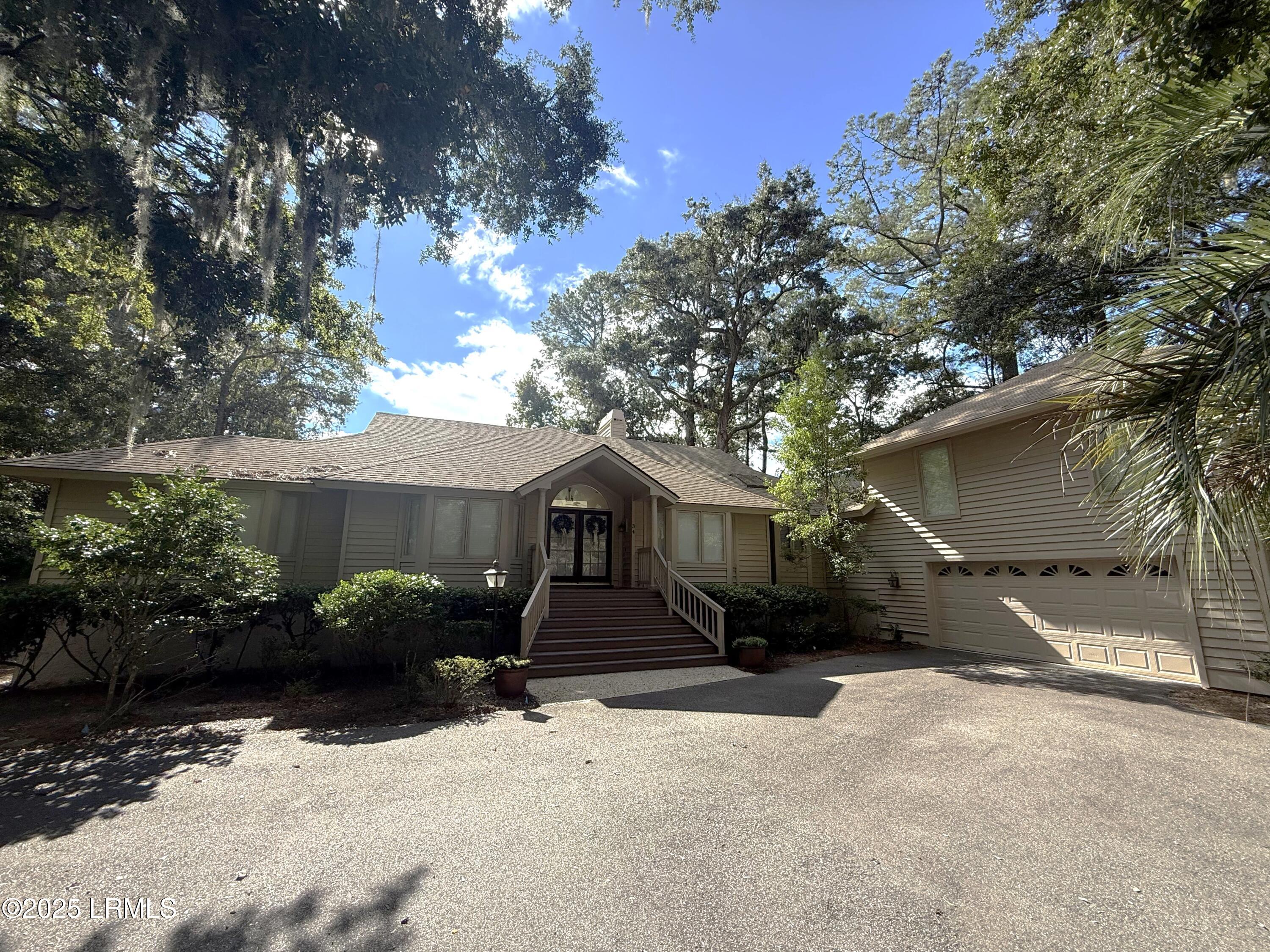 34 Gloucester Road Hilton Head Island, SC 29928 - Photo 1 of 1 Front of House