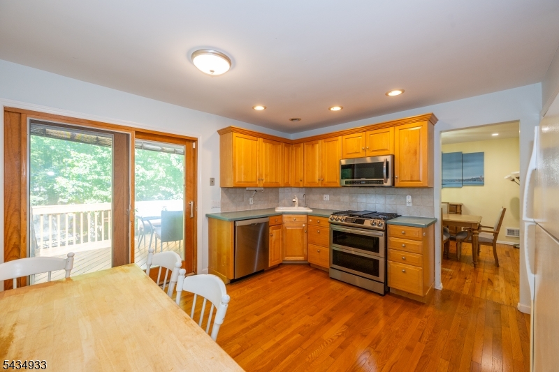 11 Southview Road Randolph, NJ 07869 - Photo 9 of 24