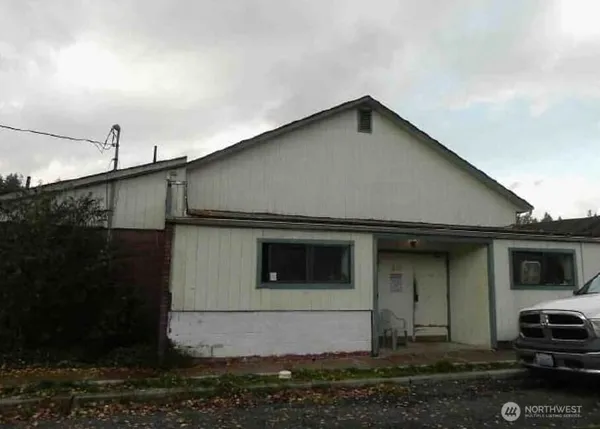 $178,860 | 1009 Southeast 1st Street, Winlock, WA 98596