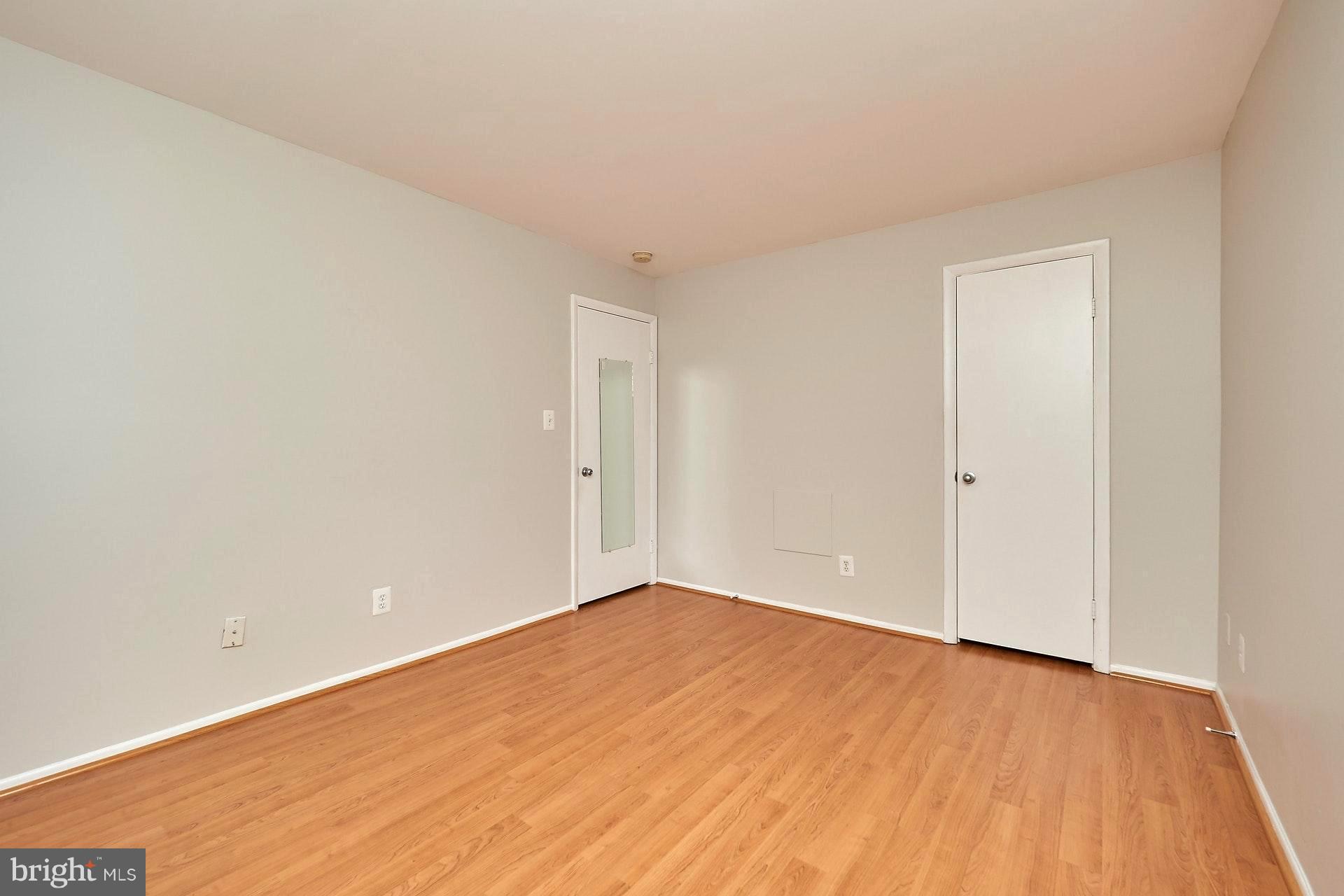 1793 Jonathan Way, Unit J Reston, VA 20190 - Photo 15 of 21 Master Bedroom