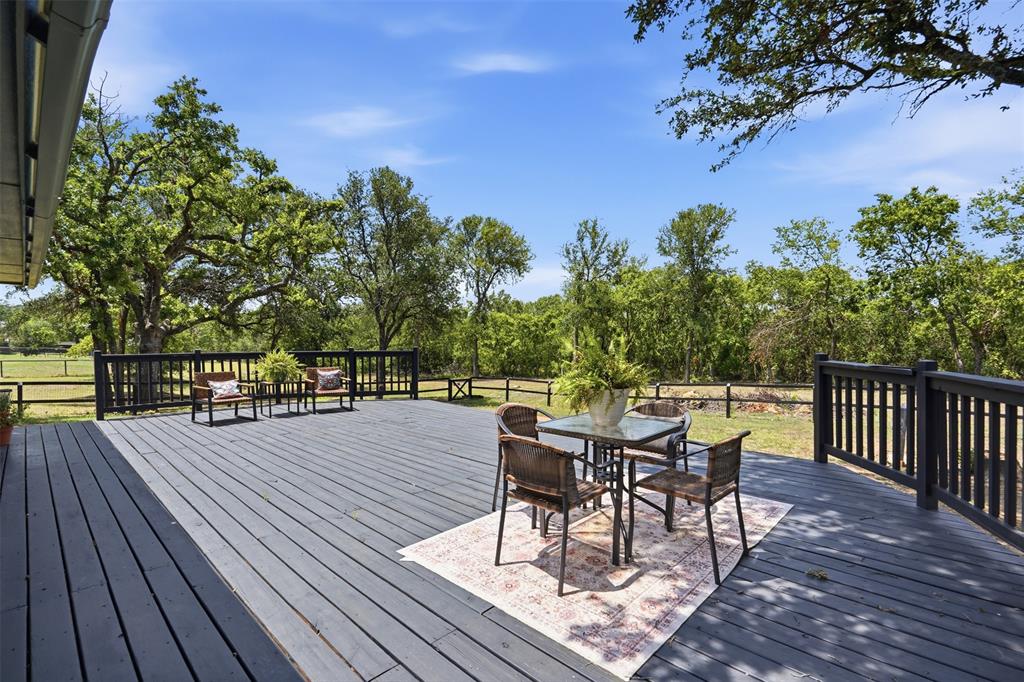 986 Eagles Way Springtown, TX 76082 - Photo 30 of 39 Gallery Image 30