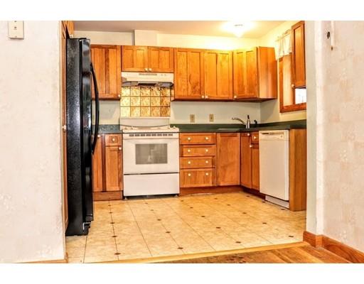 5 Dixfield Road Worcester, MA 01606 - Photo 2 of 14 Gallery Image 2