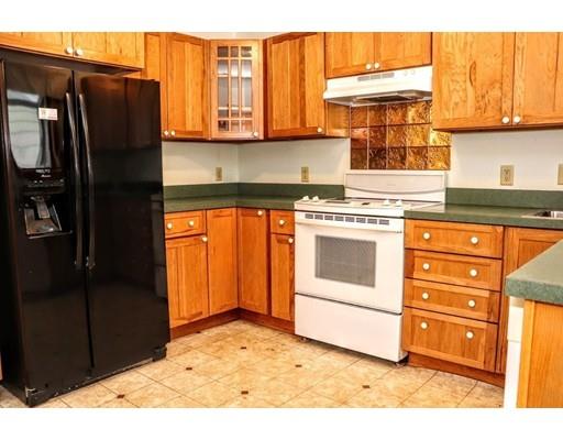 5 Dixfield Road Worcester, MA 01606 - Photo 3 of 14 Gallery Image 3
