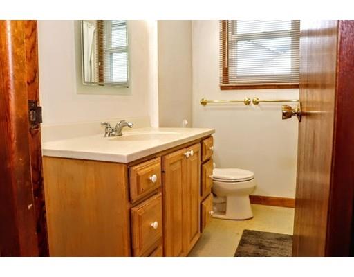 5 Dixfield Road Worcester, MA 01606 - Photo 10 of 14 Gallery Image 10