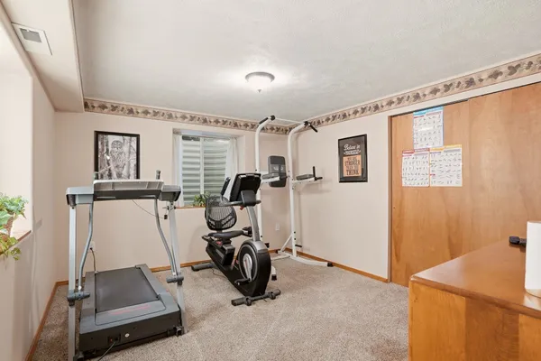 $889,900 | 6211 North Blue Skies Street, Newman Lake, WA 99025