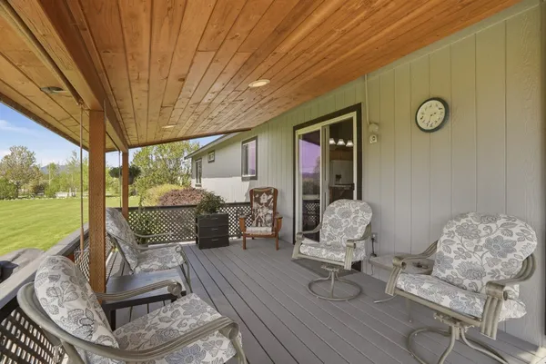 $889,900 | 6211 North Blue Skies Street, Newman Lake, WA 99025