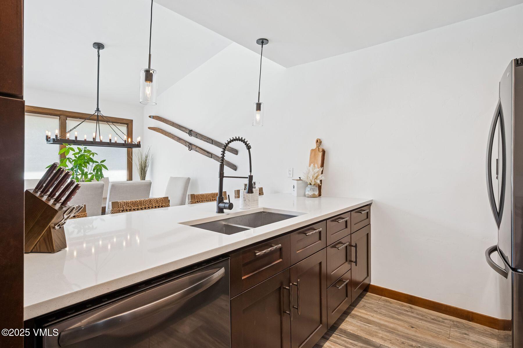 280 Gopher Road, Unit A2 Eagle-Vail, CO 81620 - Photo 11 of 40 photo_online_010