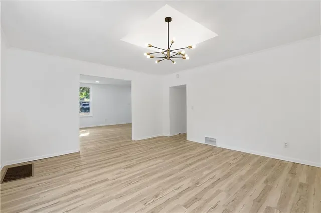 $295,900 | 3242 Roberts Street, Kansas City, MO 64124