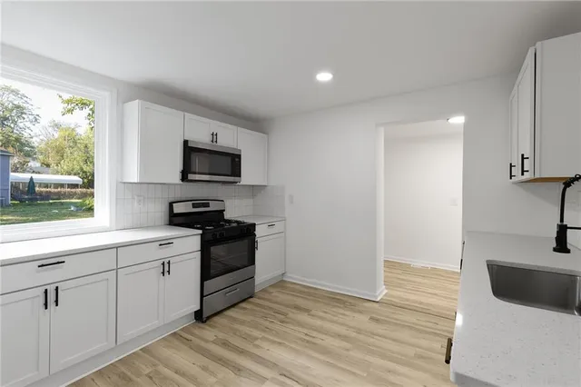 $295,900 | 3242 Roberts Street, Kansas City, MO 64124