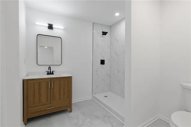 $295,900 | 3242 Roberts Street, Kansas City, MO 64124