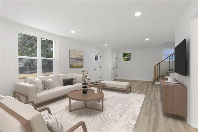 $295,900 | 3242 Roberts Street, Kansas City, MO 64124