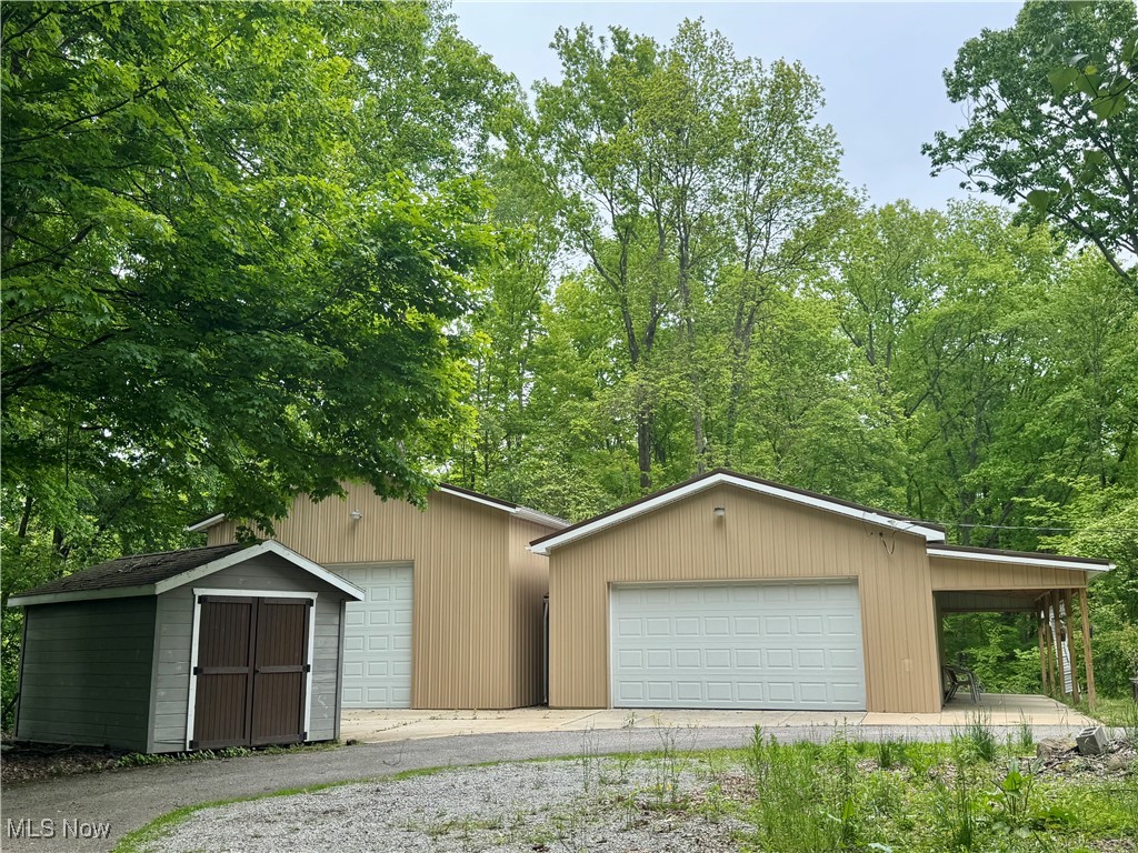 12710 Kinsman Road Burton, OH 44021 - Photo 16 of 46