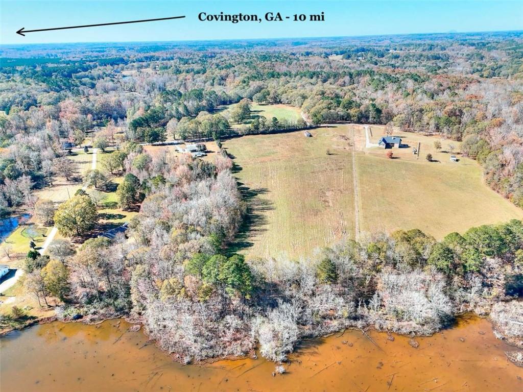 3318 Dally Road Covington, GA 30014 - Photo 3 of 10 a view of a city