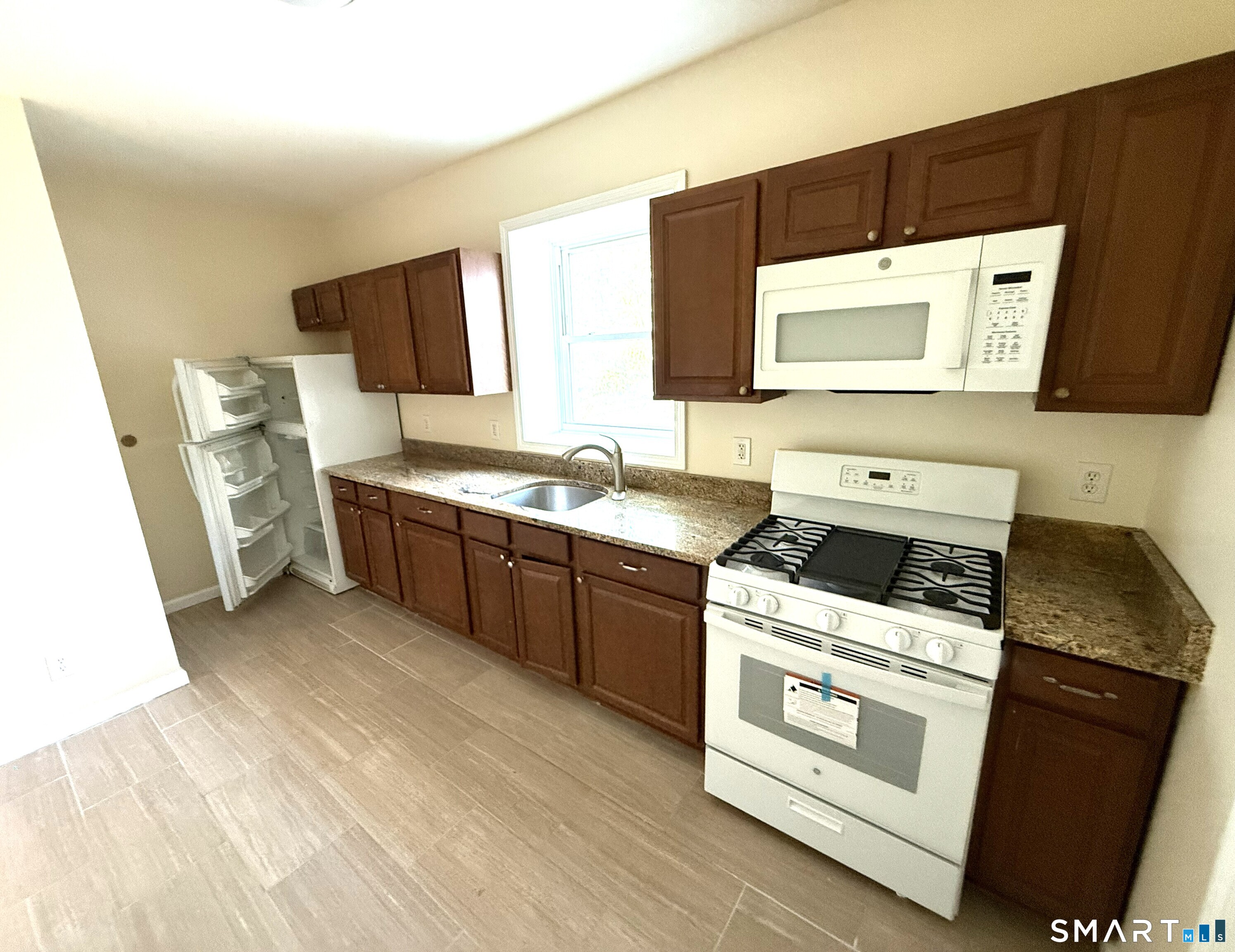 1333 East Main Street, Unit 1 Bridgeport, CT 06608 - Photo 9 of 10