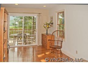 218 Laurel Ridge Road Asheville, NC 28805 - Photo 14 of 18 Gallery Image 14