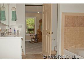 218 Laurel Ridge Road Asheville, NC 28805 - Photo 17 of 18 Gallery Image 17