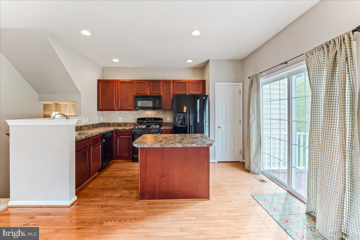 2760 Shelburne Road Downingtown, PA 19335 - Photo 8 of 25 Gallery Image 8
