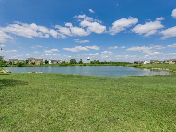 $260,990 | 7637 East Pheasant Ridge Street, Wichita, KS 67226