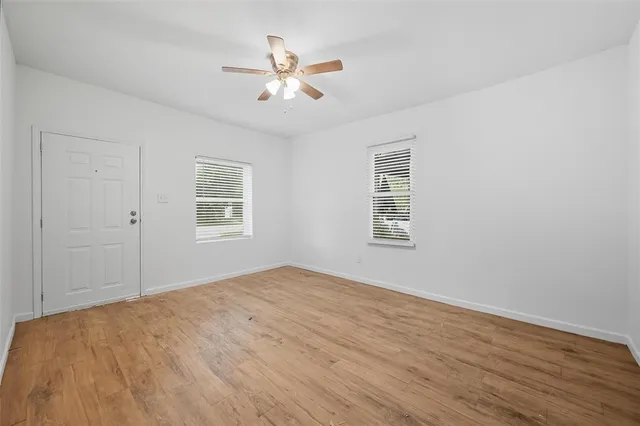 $1,250 | 809 North Maxey Street, Sherman, TX 75090