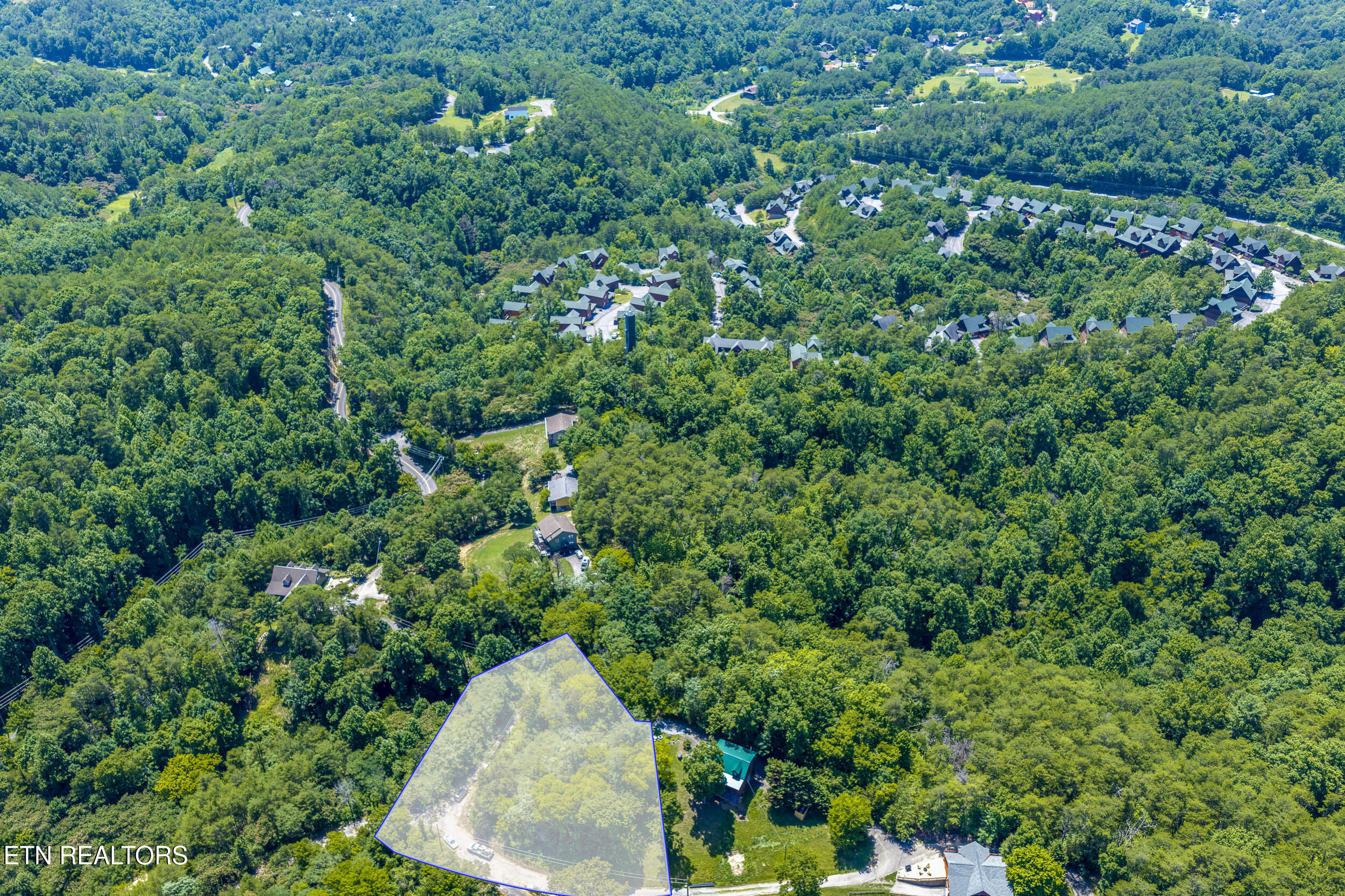 Raejon Way Sevierville, TN 37862 - Photo 19 of 39 DJI_20260702143350_0379_D-HDRm