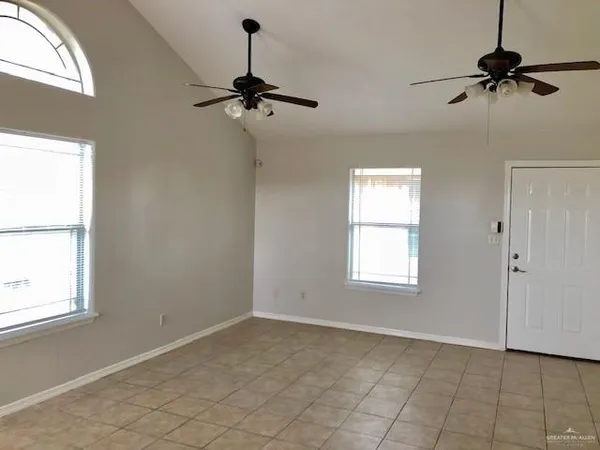 $825 | 724 O Hare Drive, Edinburg, TX 78539