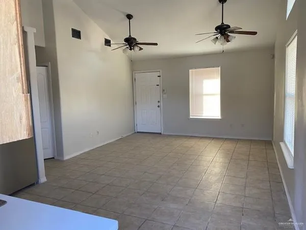 $825 | 724 O Hare Drive, Edinburg, TX 78539