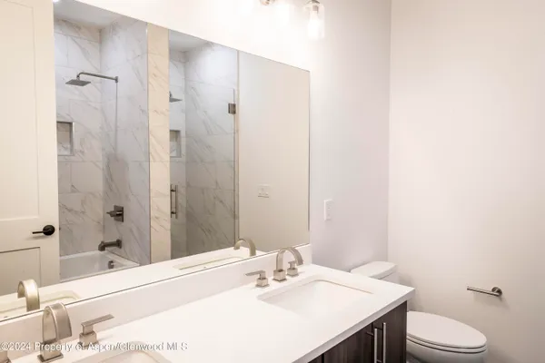 a bathroom with a bathtub
