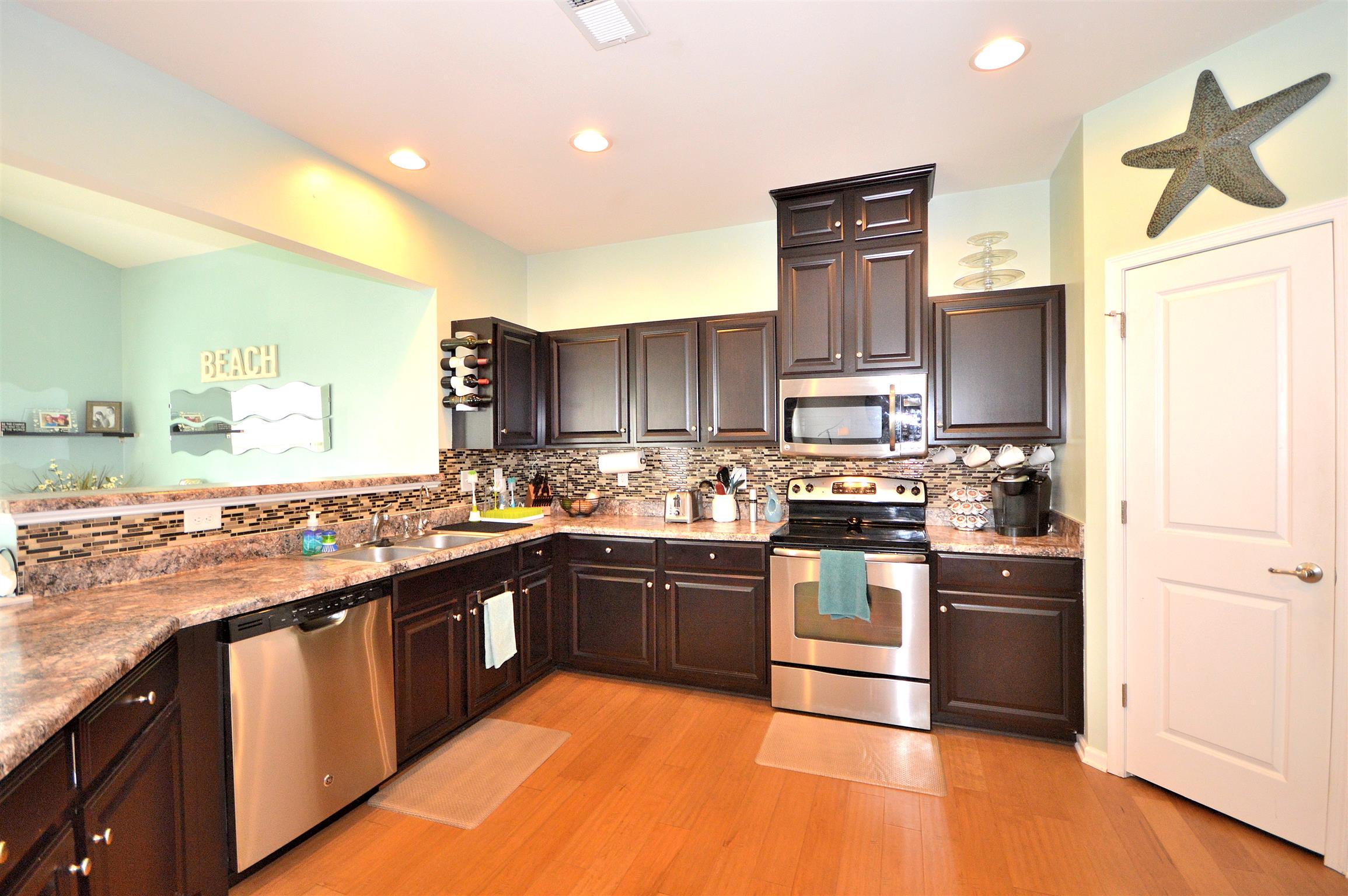 2016 Kingston Place Spring Hill, TN 37174 - Photo 11 of 26 Gallery Image 11