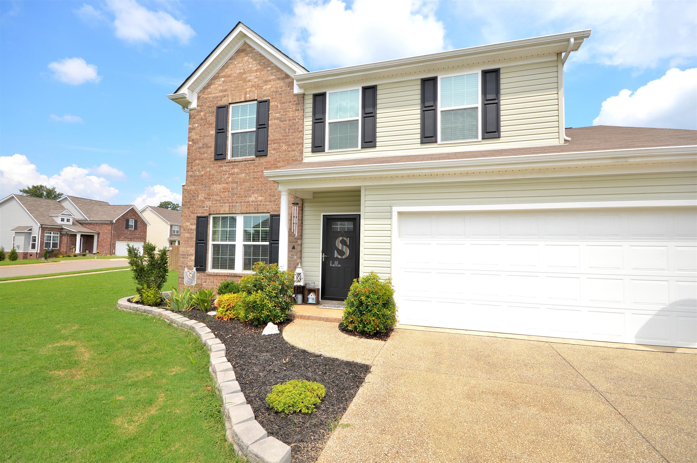 2016 Kingston Place Spring Hill, TN 37174 - Photo 2 of 26 Gallery Image 2