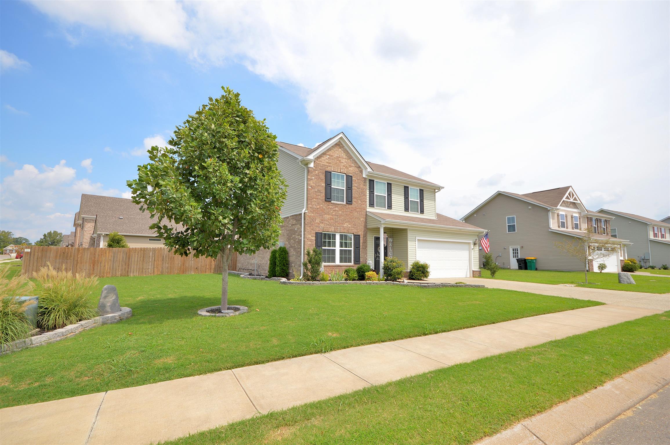 2016 Kingston Place Spring Hill, TN 37174 - Photo 3 of 26 Gallery Image 3