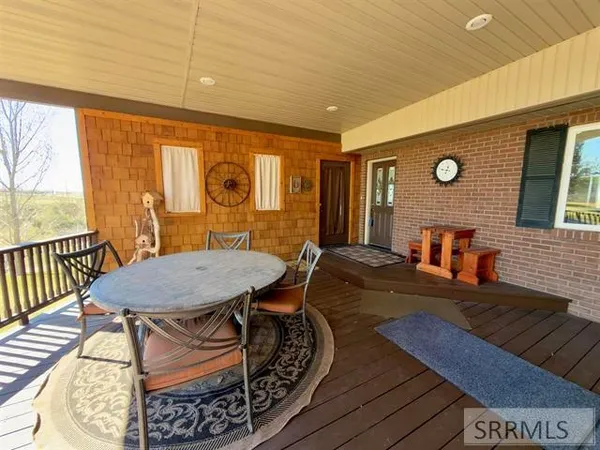 $750,000 | 2920 Ferry Hollow Road, American Falls, ID 83211