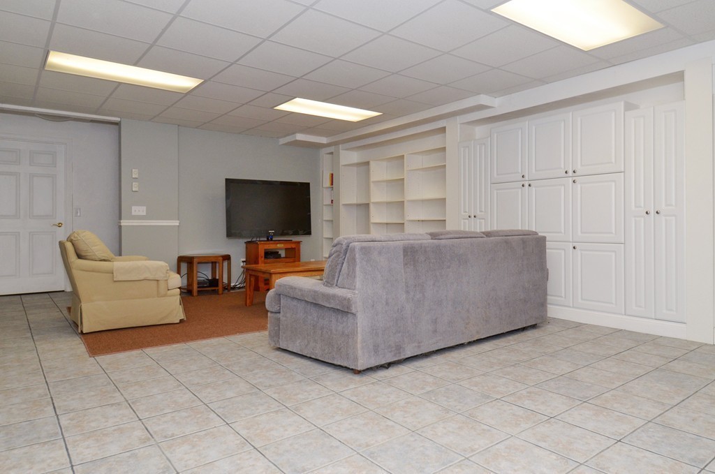 12 Benson Road Hopkinton, MA 01748 - Photo 26 of 30 Gallery Image 26