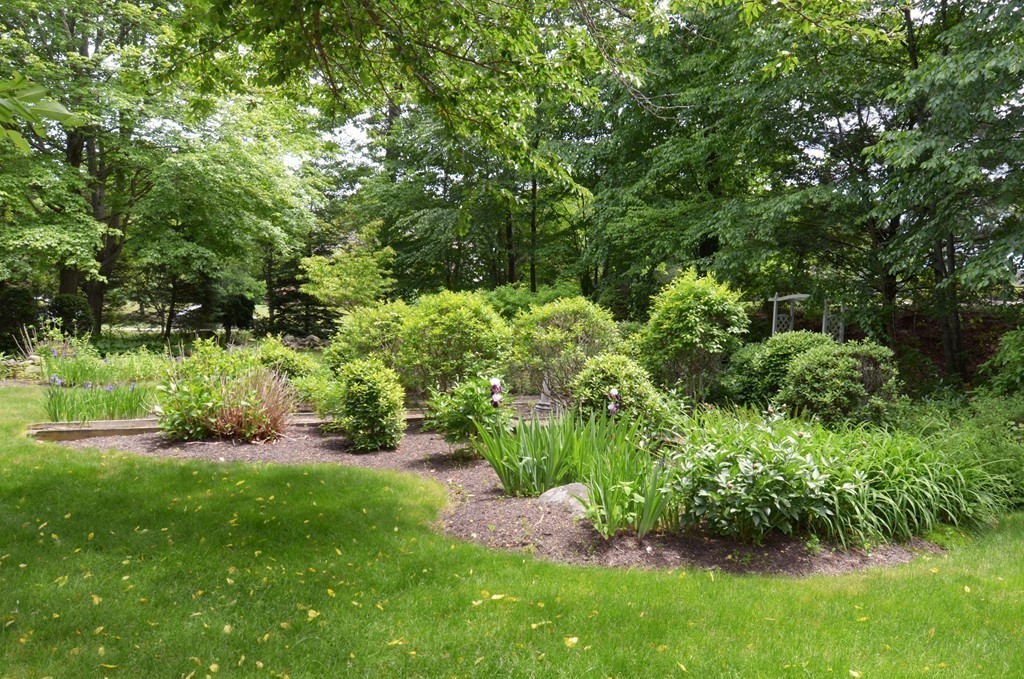 12 Benson Road Hopkinton, MA 01748 - Photo 29 of 30 Gallery Image 29