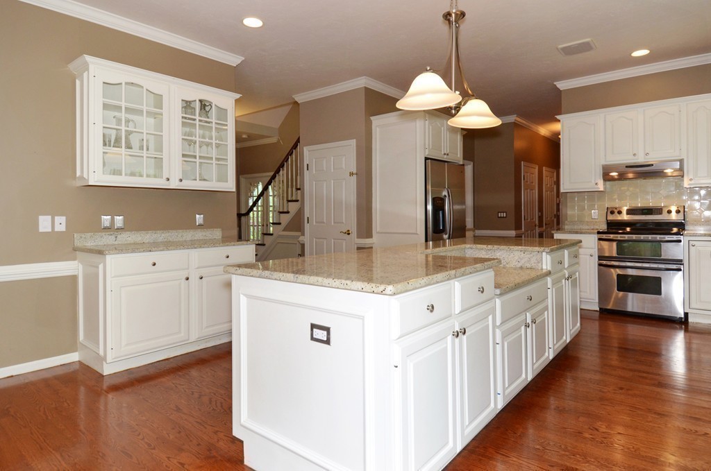 12 Benson Road Hopkinton, MA 01748 - Photo 5 of 30 Gallery Image 5