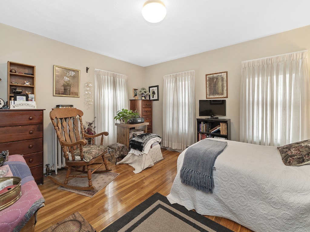 69 Green Street Reading, MA 01867 - Photo 11 of 26