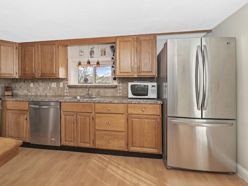 69 Green Street Reading, MA 01867 - Photo 14 of 26