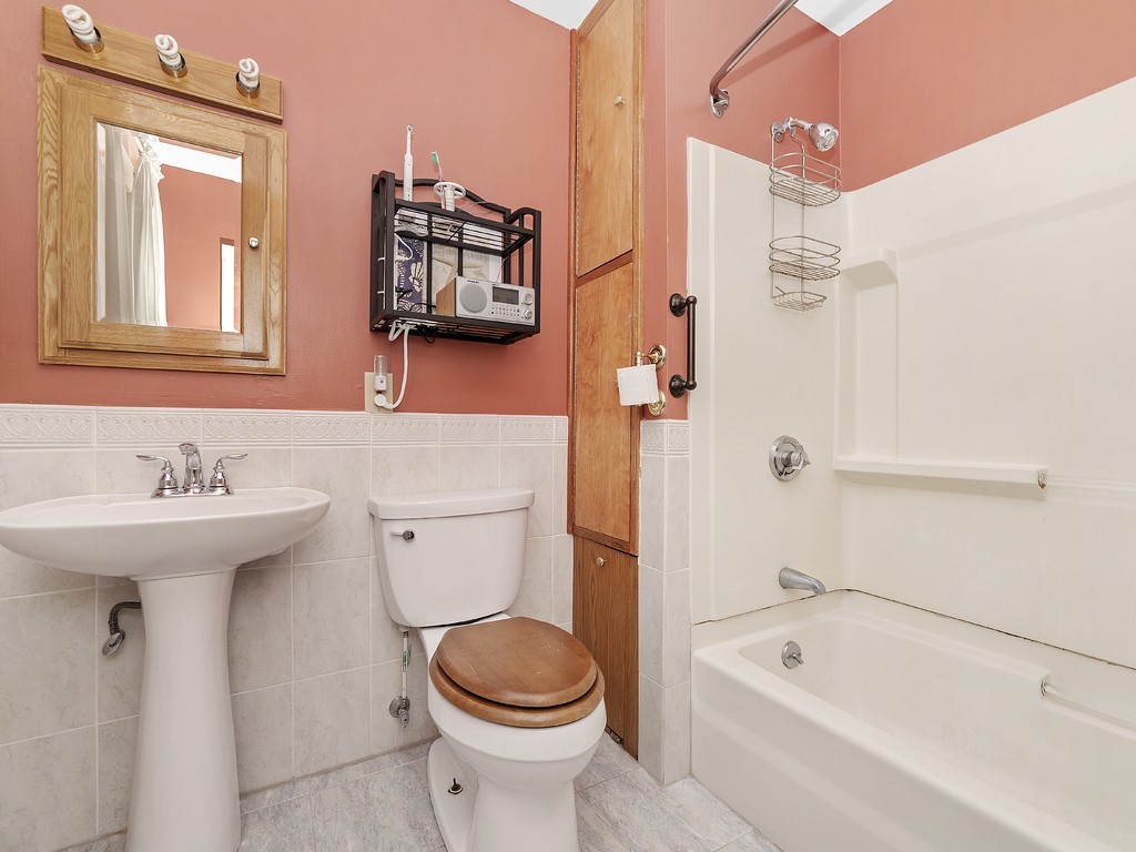 69 Green Street Reading, MA 01867 - Photo 20 of 26