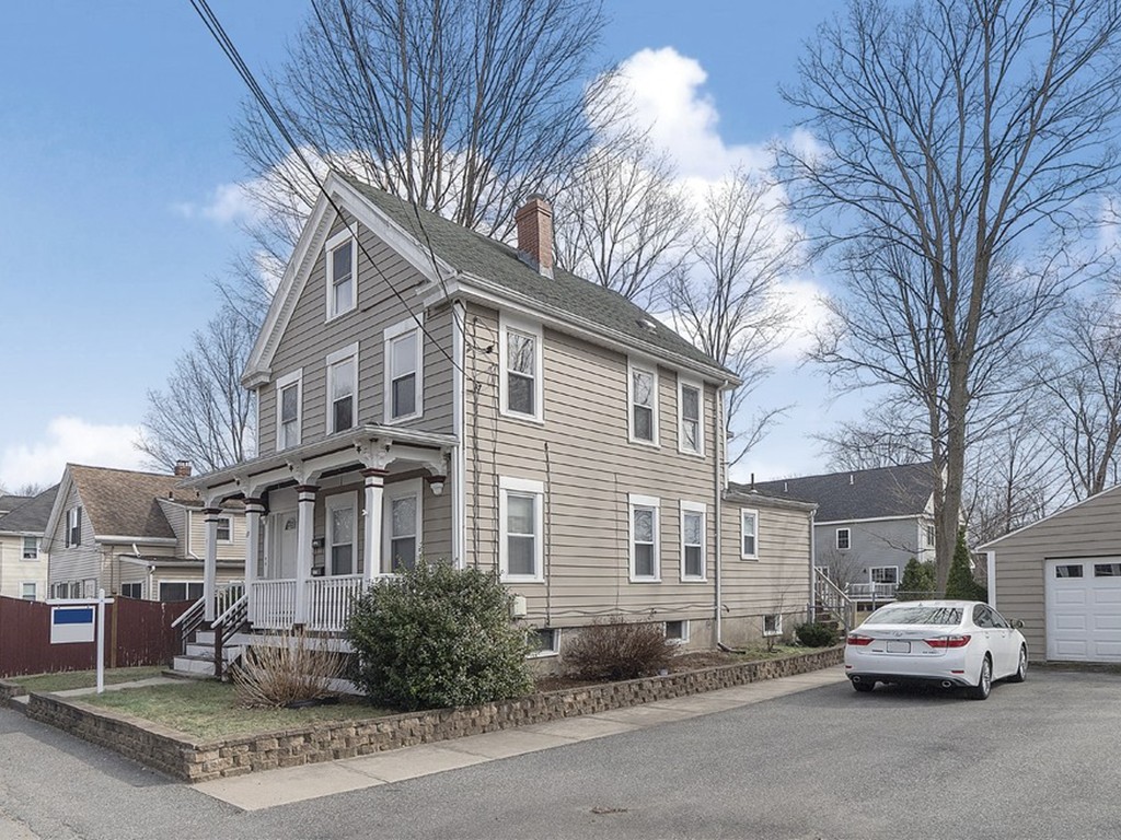 69 Green Street Reading, MA 01867 - Photo 2 of 26
