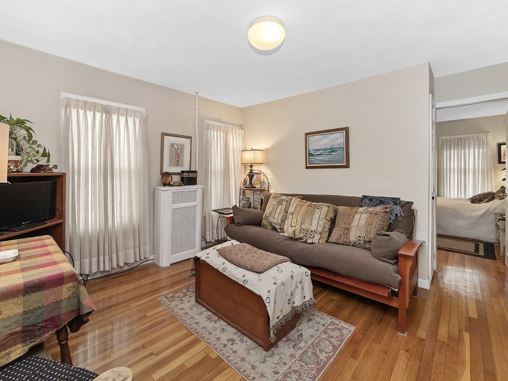 69 Green Street Reading, MA 01867 - Photo 5 of 26