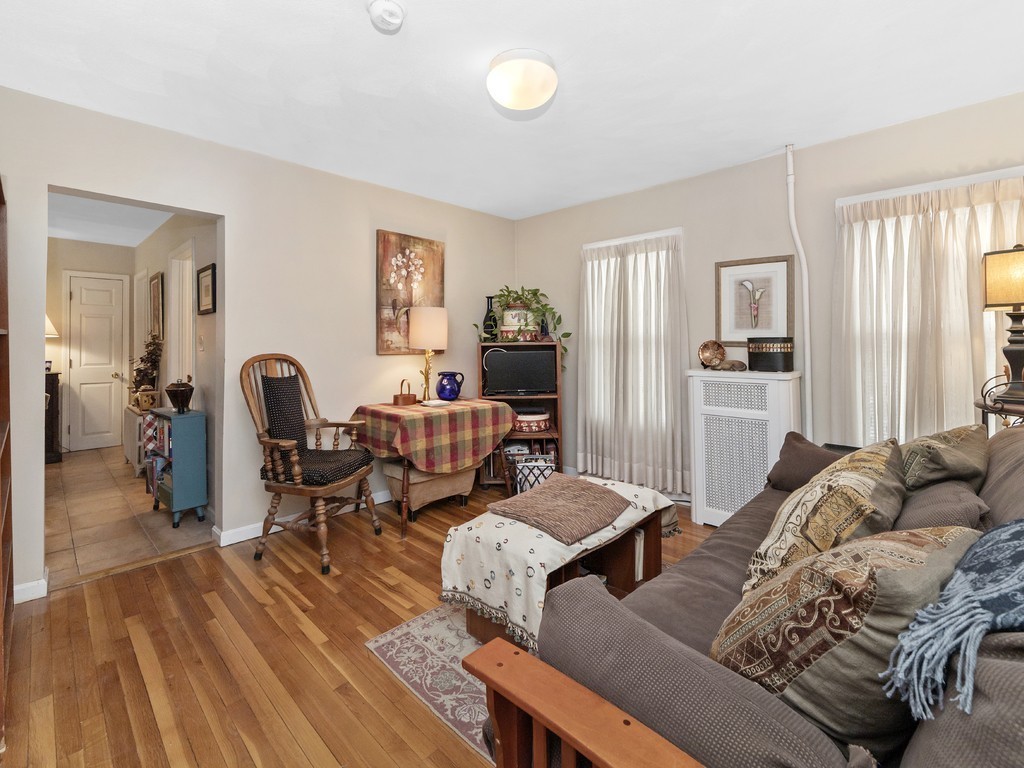 69 Green Street Reading, MA 01867 - Photo 6 of 26