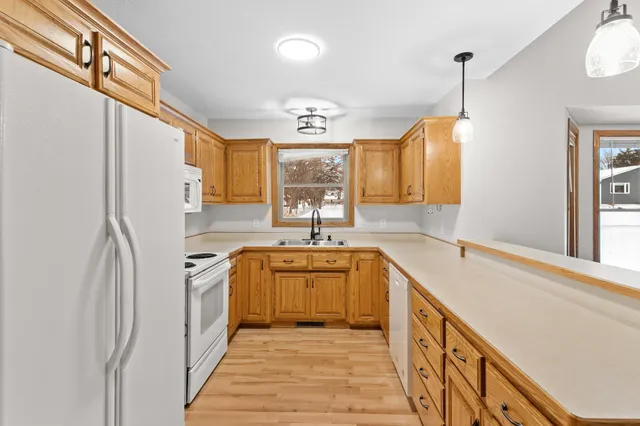 $315,000 | 10993 Kirby Boulevard, Chisago City, MN 55013