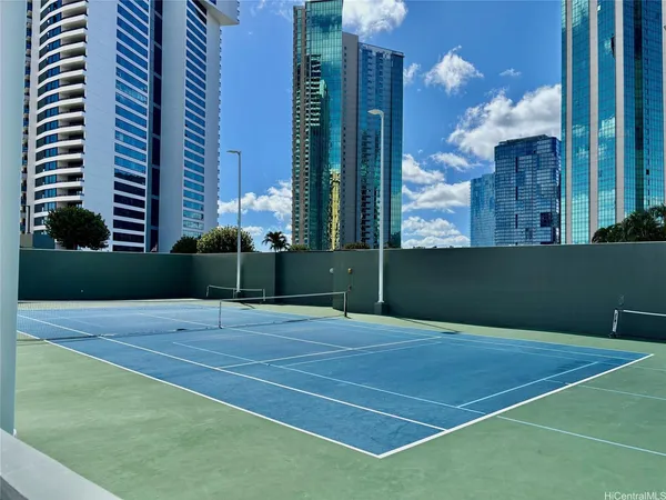 $3,300 | 88 Piikoi Street, Unit 3606, Honolulu, HI 96814