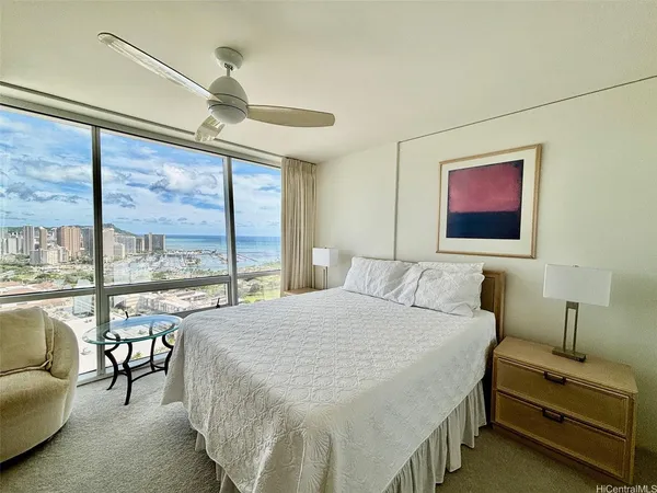 $3,300 | 88 Piikoi Street, Unit 3606, Honolulu, HI 96814