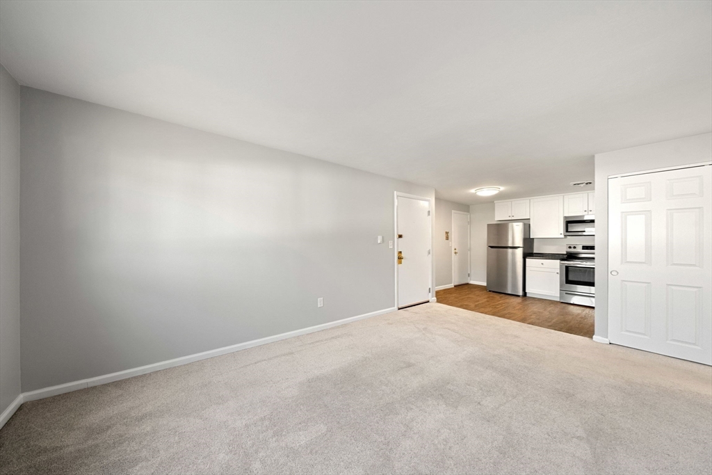 35 Bayview Terrace, Unit 7 Danvers, MA 01923 - Photo 10 of 23