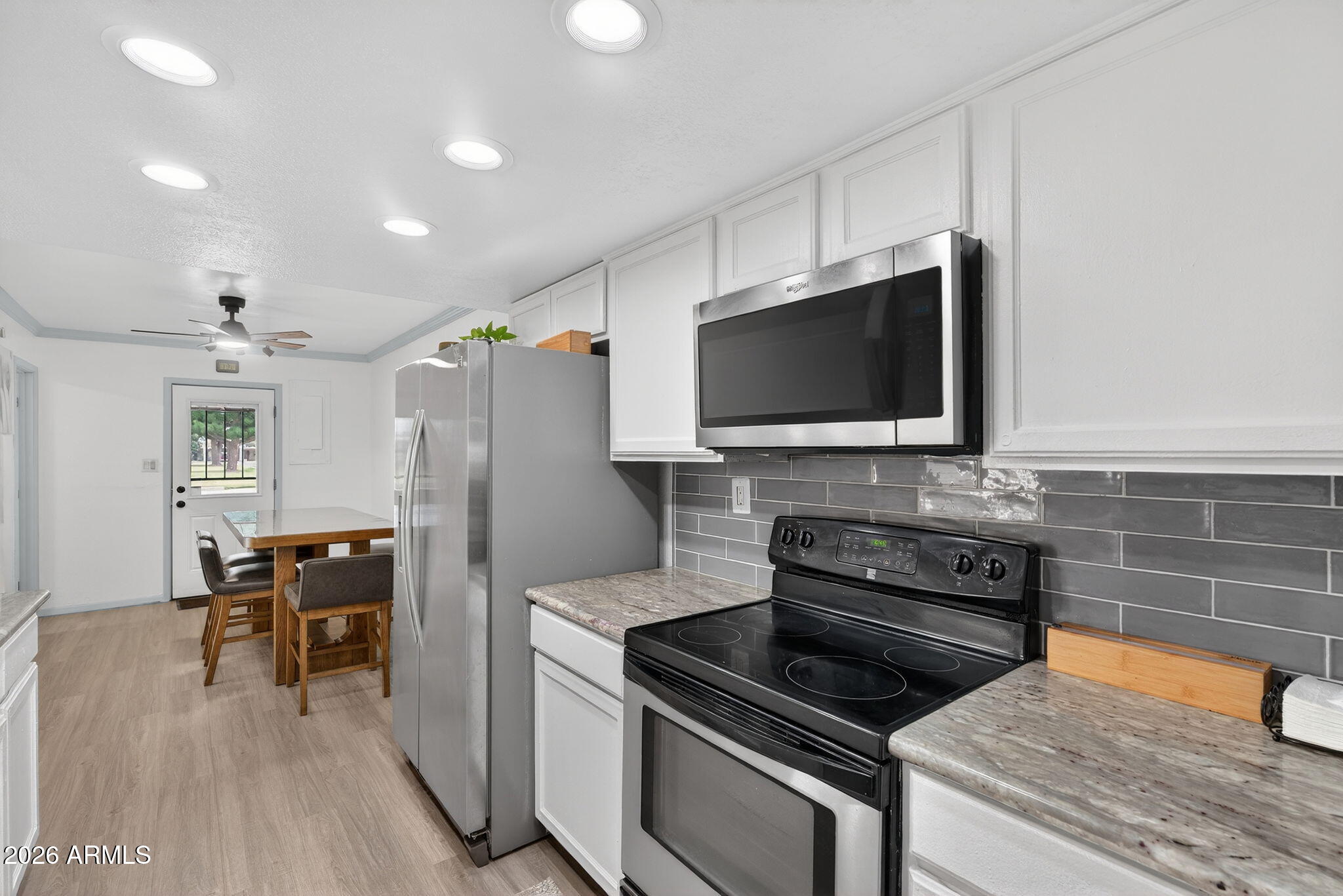 6824 North 29th Lane Phoenix, AZ 85017 - Photo 11 of 41 Kitchen 3